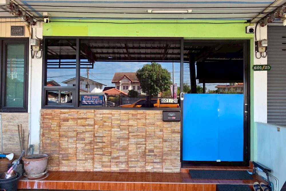 LINE_ALBUM_6900150_260128_14