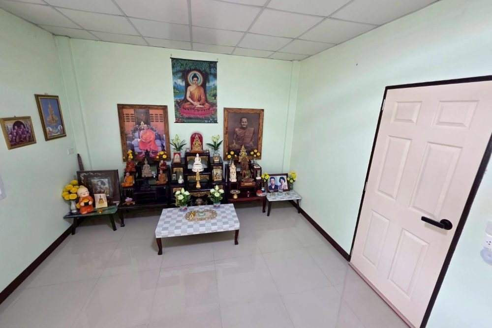 LINE_ALBUM_6900150_260128_7