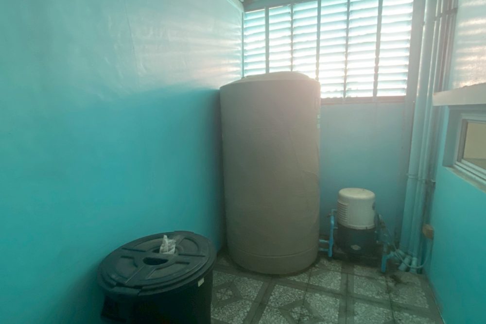 LINE_ALBUM_NO.6800010_251209_10