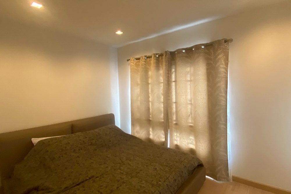 LINE_ALBUM_NO.6800010_251209_20