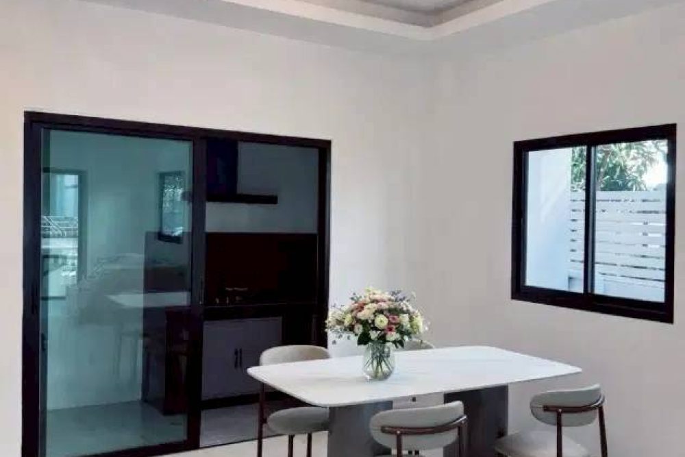 LINE_ALBUM_NO.6900192_260307_12