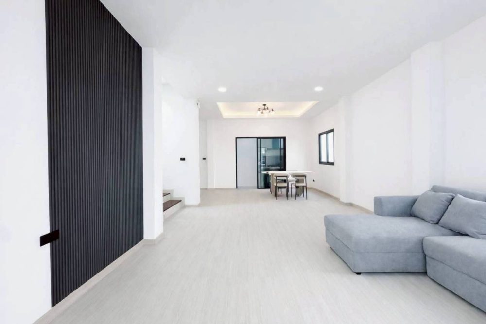 LINE_ALBUM_NO.6900192_260307_36