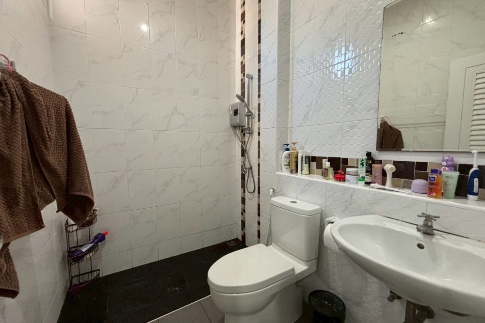 LINE_ALBUM_No.6800015_260107_7