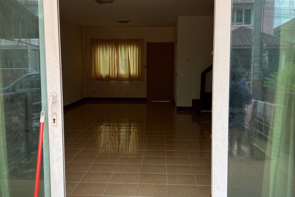 LINE_ALBUM_No.6800077_251218_7