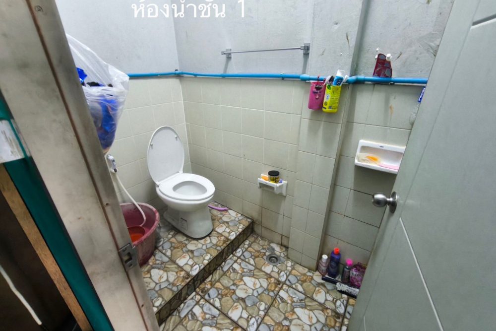 LINE_ALBUM_No.6800078_251218_8