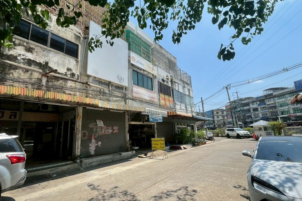 LINE_ALBUM_No.6900173_260404_3