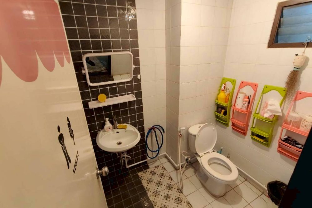 LINE_ALBUM_No.6900176_260207_31