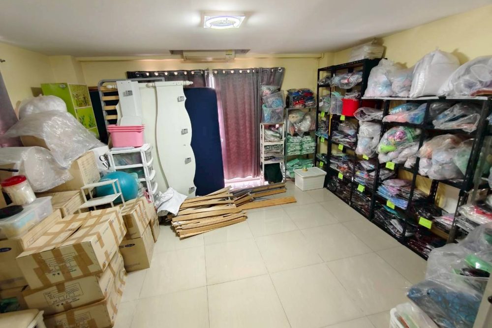 LINE_ALBUM_No.6900176_260207_8