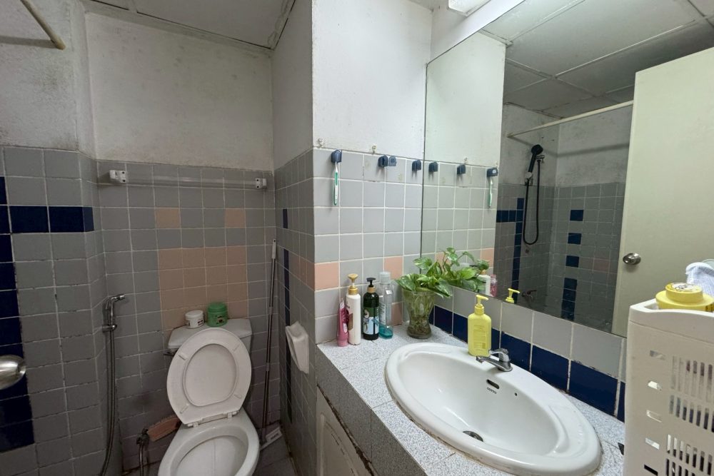 LINE_ALBUM_No.6900197_260408_9