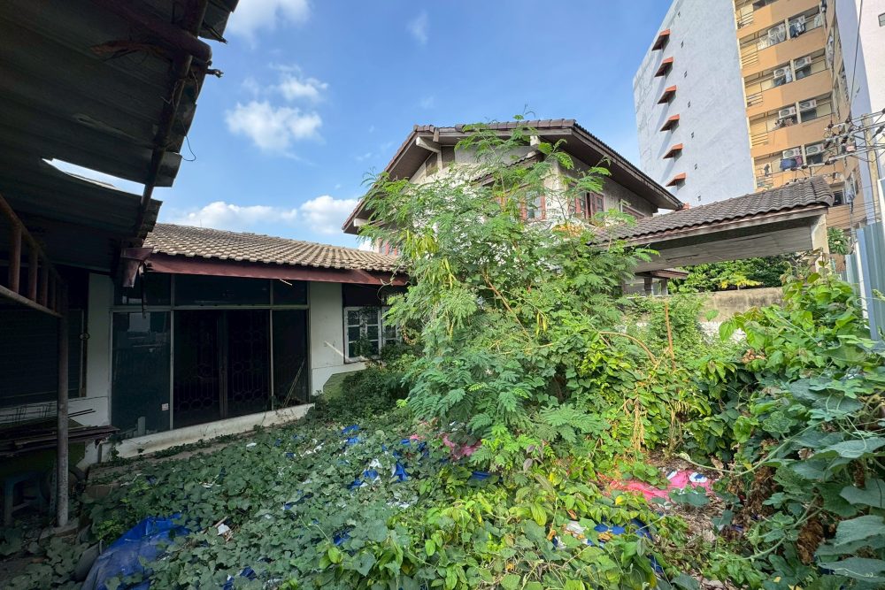 LINE_ALBUM_No.6900198_260312_4