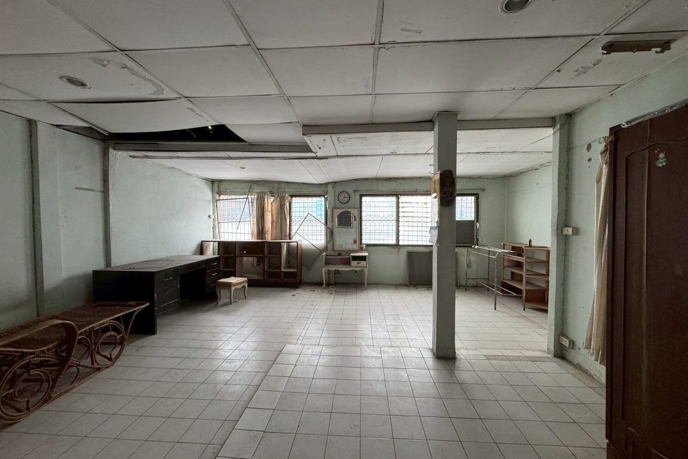 LINE_ALBUM_No.6900200_260331_11