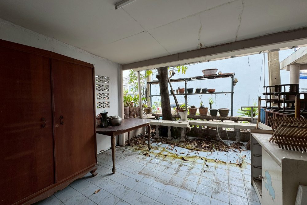 LINE_ALBUM_No.6900200_260331_4