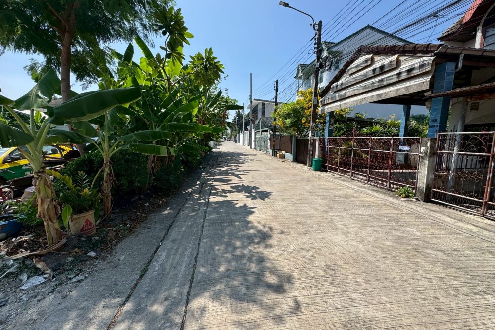 LINE_ALBUM_No.6900204-1_260404_3