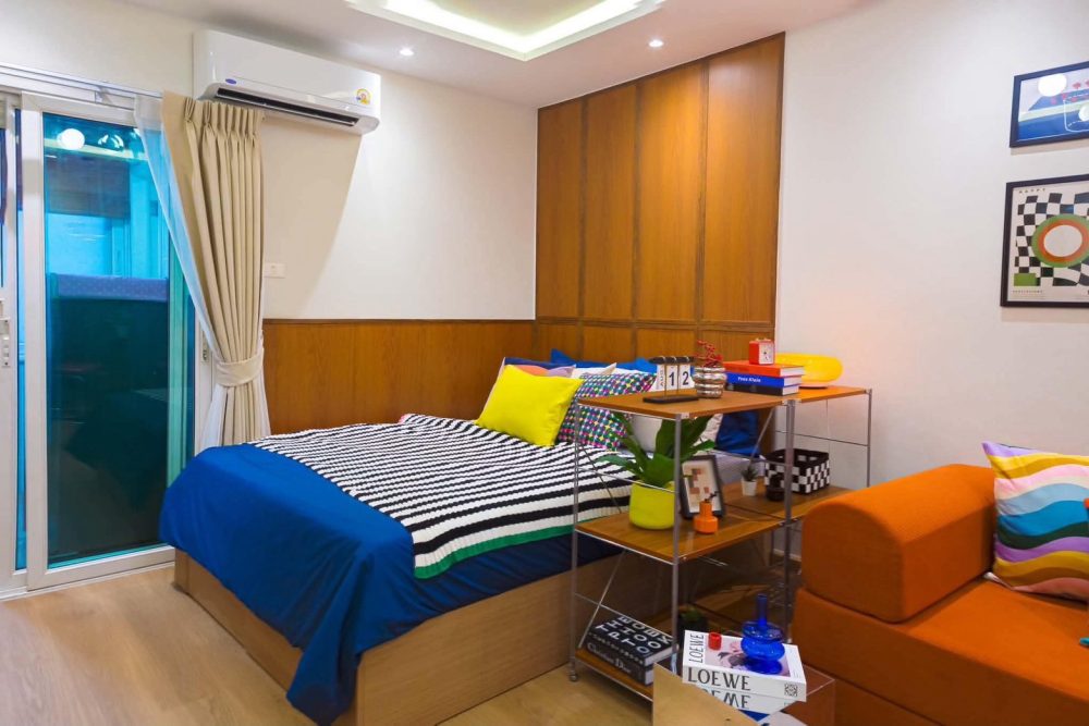 LINE_ALBUM_No.6900245_260906_12